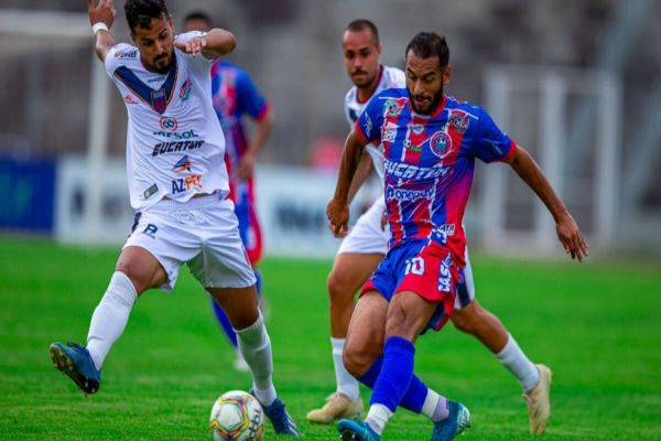 Toledo E.C vence Cascavel Clube Recreativo com gol no último minuto