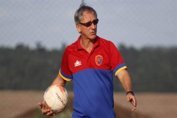 Luis Carlos Cruz retorna ao comando do Cascavel Clube Recreativo
