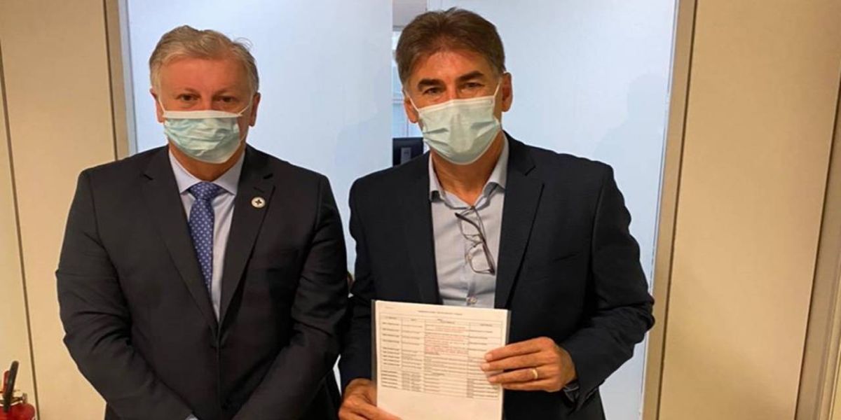 Paranhos quer autorização do Ministério da Saúde para acelerar vacinação usando estoque da 2ª dose