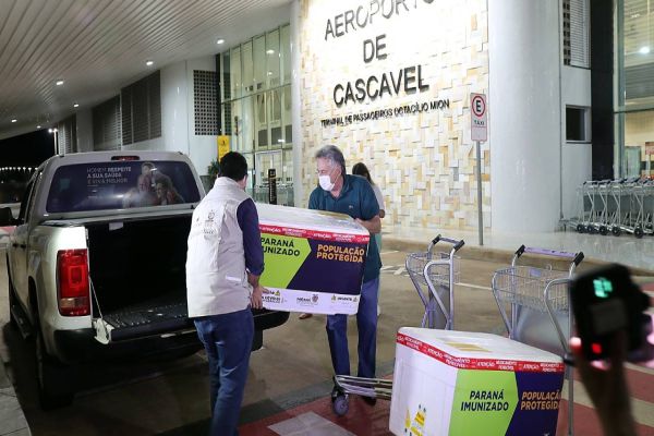 Com mais 9 mil doses, Cascavel avança a vacinação contra a covid-19