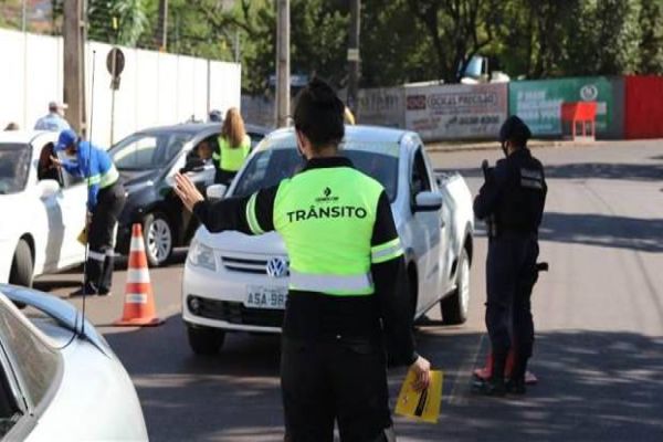 Transitar informa seus telefones para atendimento