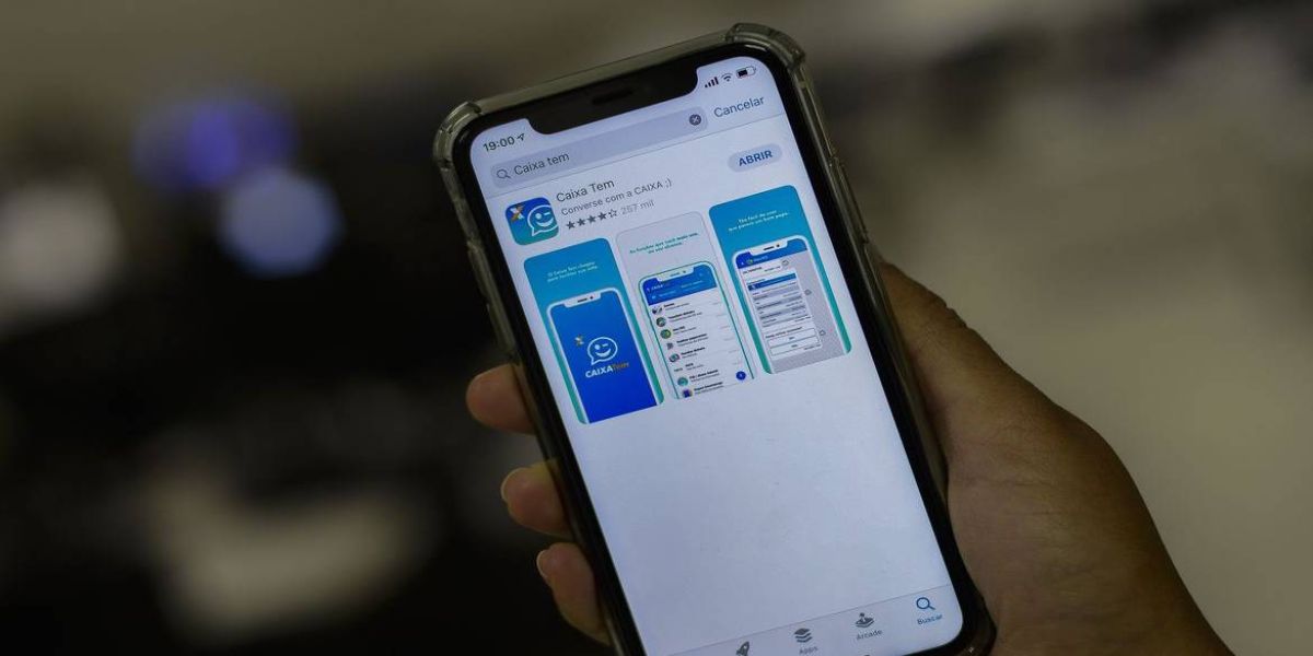 Nascidos em agosto podem atualizar dados no Caixa Tem