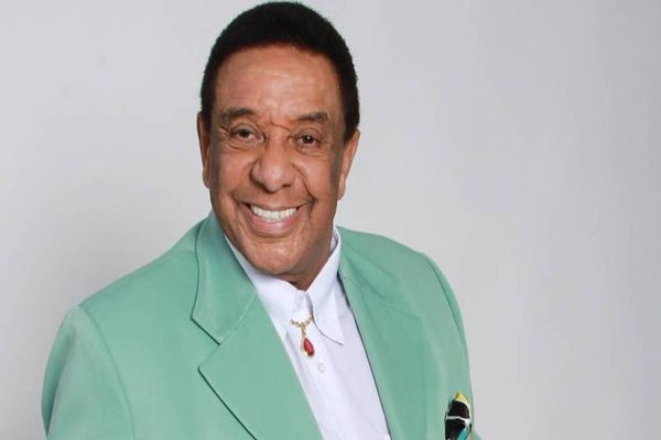 Morre aos 84 anos Agnaldo Timóteo, vítima da Covid-19