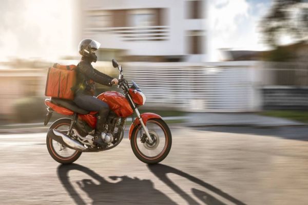 Grande demanda por delivery gera reflexos na contratação de novos profissionais
