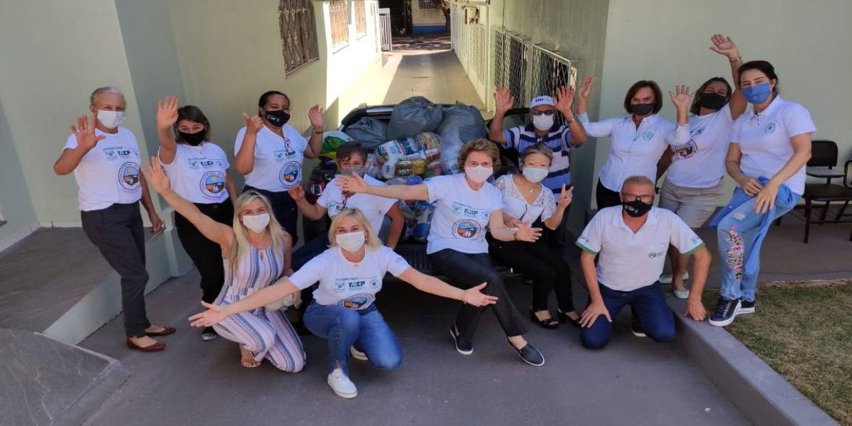 Produtoras rurais de Cascavel doam mais 25 cestas básicas