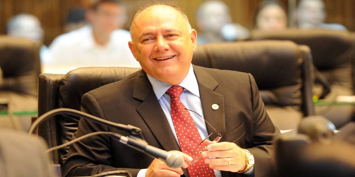 Morre o deputado federal paranaense Schiavinato, aos 66 anos, de Covid-19