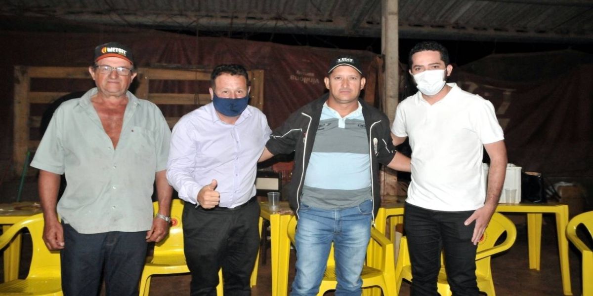 Tiago Almeida e Melo ouvem comunidades e pedem acesso à internet na área rural