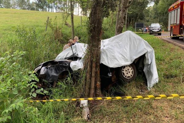 Mulher e criança morrem em acidente em Nova Esperança do Sudoeste