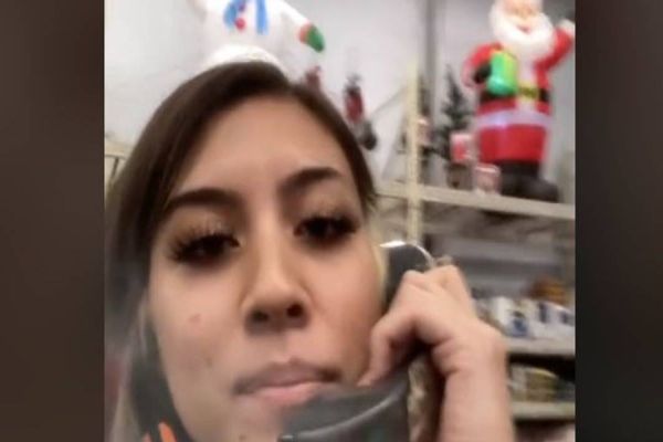 Vídeo: Funcionária de supermercado se demite por alto-falante e denuncia parceiros de trabalho