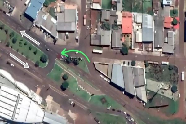 Imagem referente a notícia: Atenção: Trabalhos no Trevo Cataratas avançam com intervenções na Av. Brasil