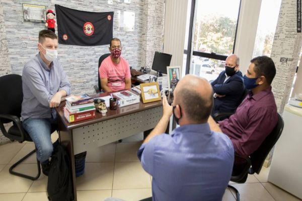 Comissão ouve guardas municipais sobre mudança de escala e outras reivindicações