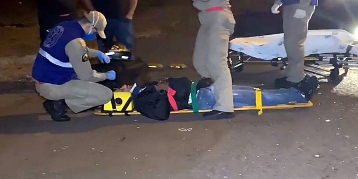 Motociclista desvia de cachorro e fica ferido após colisão de trânsito no Bairro Auto Alegre