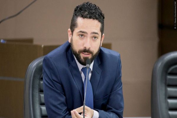 Imagem referente a notícia: Tiago Almeida propõe que 30 de março seja Dia em Memória das Vítimas da Covid-19