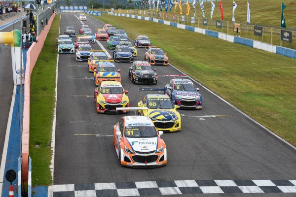 Stock Car estreia novo formato com ritmo alucinante e muitas ultrapassagens