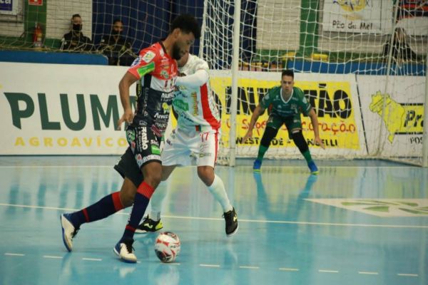 Imagem referente a notícia: Cascavel Futsal empata com o Palmas pelo Campeonato Paranaense