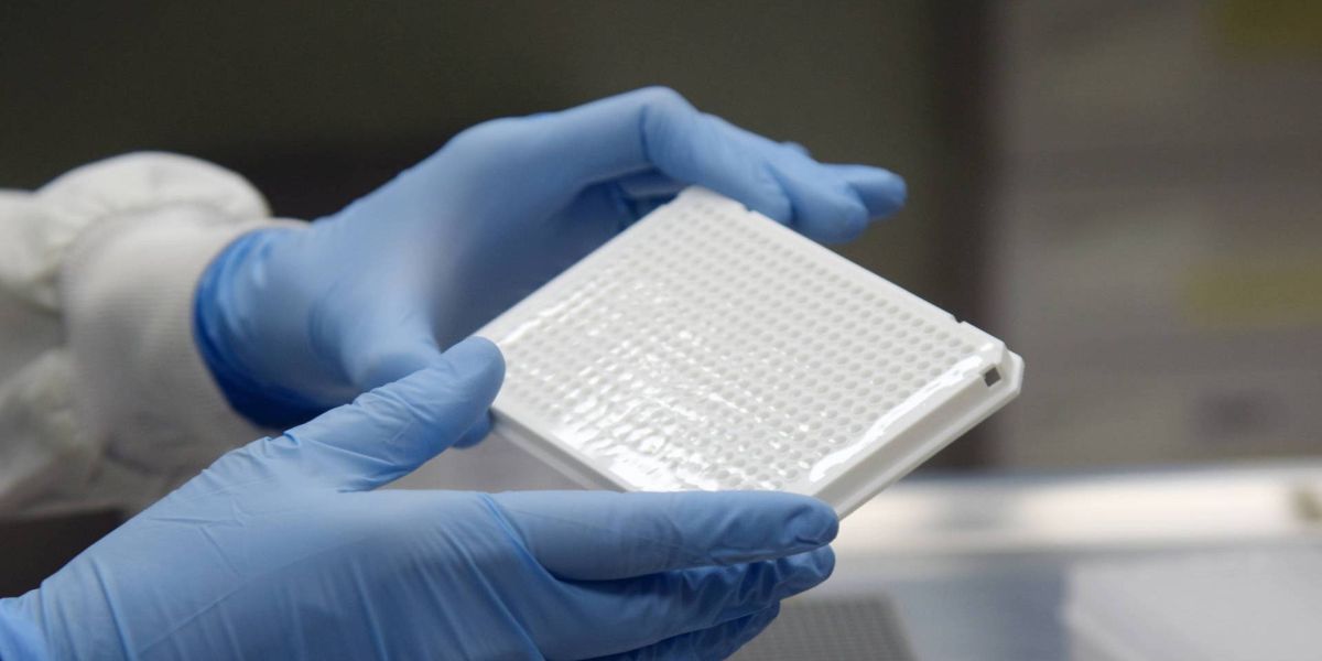 Análises da Fiocruz confirmam que variante brasileira do coronavírus ainda predomina no Paraná