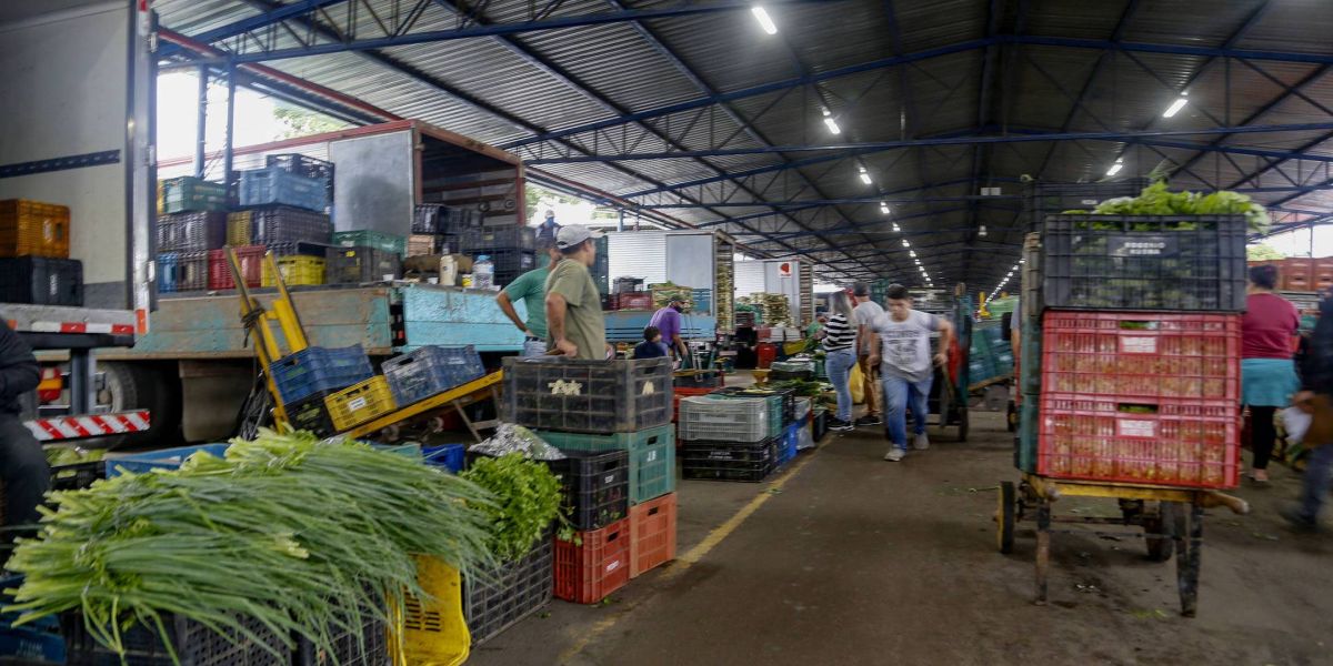 Apenas a Ceasa de Cascavel funcionará em 1º de maio