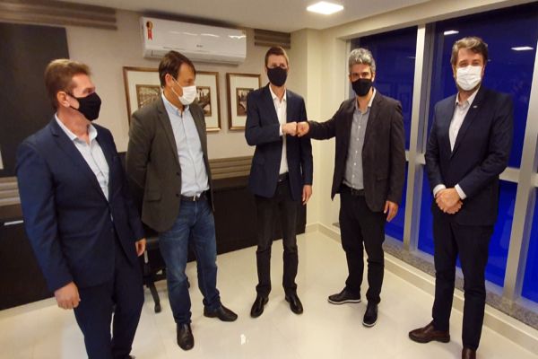 Genesio Pegoraro é eleito o 47º presidente da Acic