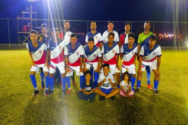 Imagem referente a notícia: TS Porcelanataria FC vence Estampavel e fatura o título da “Chave Prata” da 1ª Copa Cascavel de Ouro