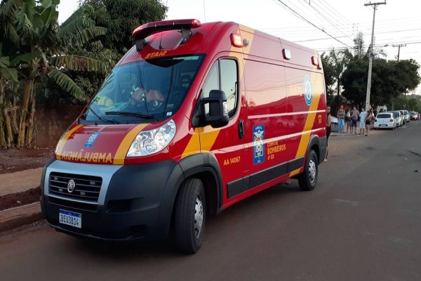 Imagem referente a notícia: Duas mulheres ficam feridas após colisão de trânsito em cruzamento sem sinalização no Bairro Tarumã