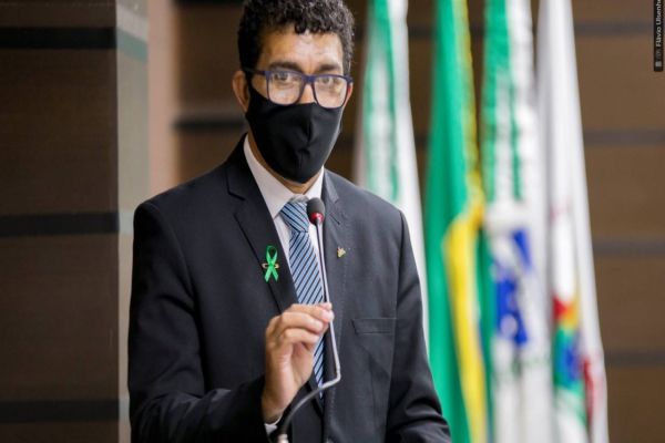 Josias homenageia primeira dama Fabiola Paranhos eleita nova Presidente da Adamop