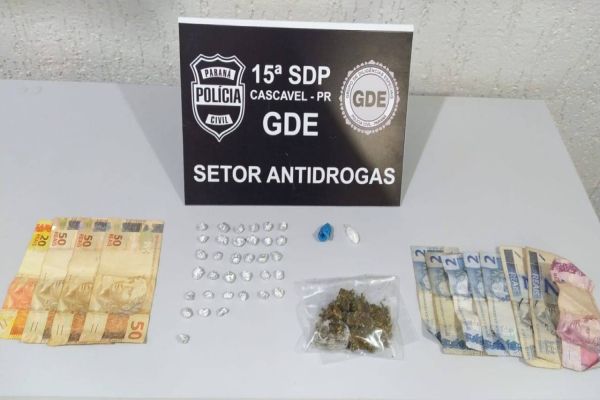 Imagem referente a notícia: Quatro pessoas são detidas pelo GDE em ação contra o tráfico de drogas no Bairro Santo Onofre