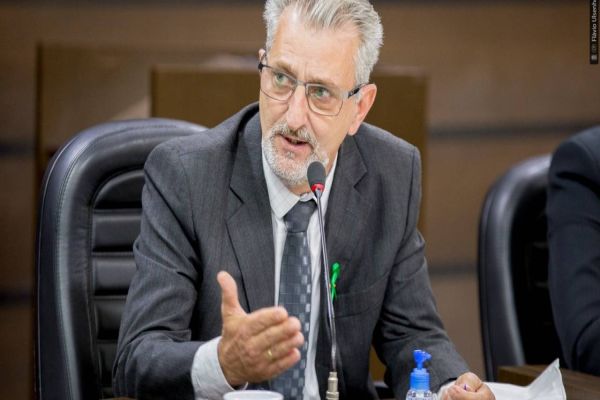 Santello ressalta importância dos professores na pandemia e pede mais valorização