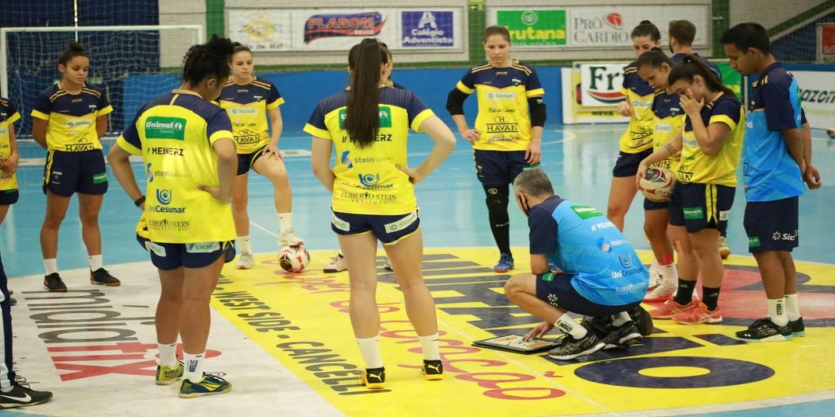 Stein Cascavel Futsal realiza últimos ajustes antes da estreia no Novo Futsal Feminino Brasil