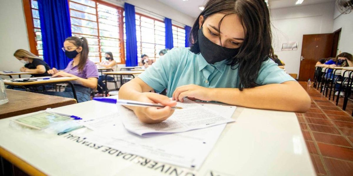 Pesquisadores debatem os impactos da pandemia no ensino superior
