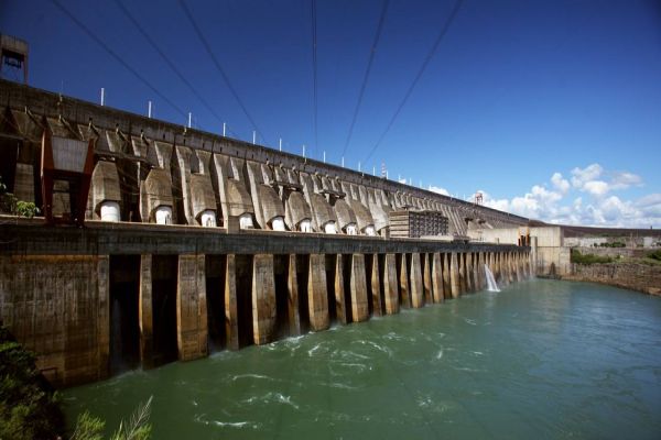 Itaipu chega aos 37 anos de geração no auge da produtividade