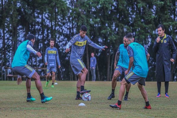 Embalado no Campeonato Paranaense, Cascavel enfrenta o Toledo no Clássico da Soja