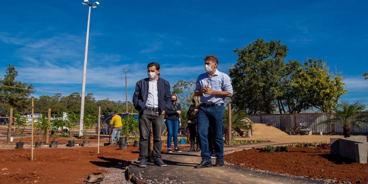 Pacheco e Paranhos vistoriam obra do Espaço Inclusivo