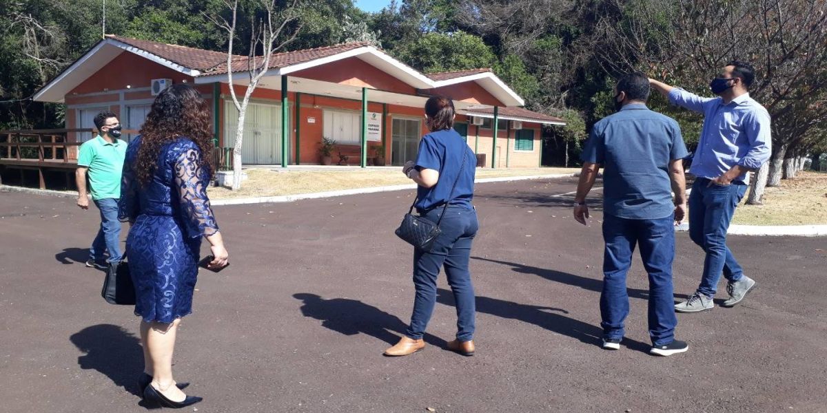 Seed visita Agrotec, espaço que será sede do Colégio de Inovação Agrícola