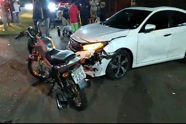 Imagem referente a notícia: Motociclista sofre traumatismo craniano após colisão de trânsito no Bairro São Cristóvão