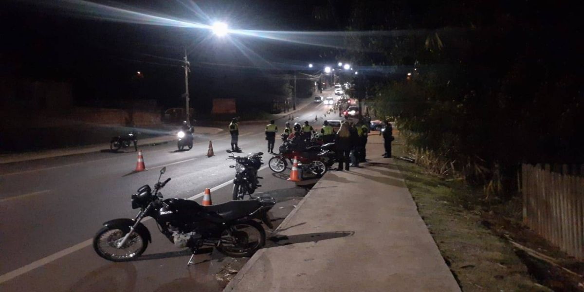 Operação Bloqueio realizada pela Transitar autua cinco motos por poluição sonora