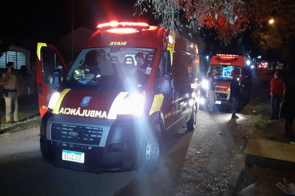 Imagem referente a notícia: Homem é baleado e outro sofre fratura de maxilar após briga no Bairro Claudete em Cascavel