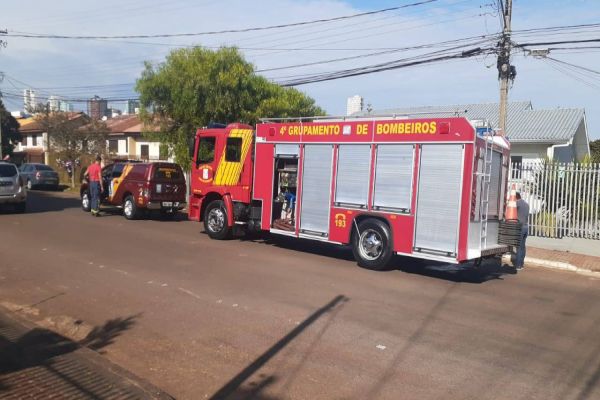 Imagem referente a notícia: Panela em "chamas" mobiliza Corpo de Bombeiros no Bairro Country
