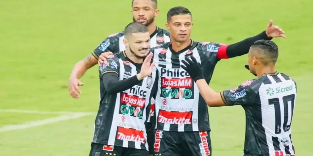 Operário faz 9 a 0 e decreta rebaixamento do Cascavel CR no Paranaense