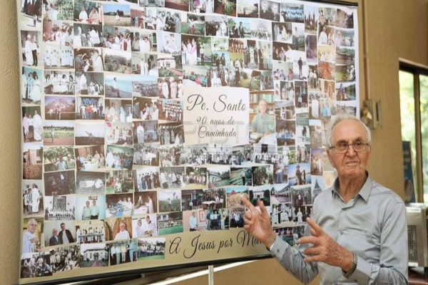 Câmara aprova título de honra ao mérito ao padre Santo Pelizzer