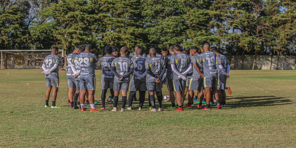 FC Cascavel enfrenta o Londrina no Estádio do Café pela última rodada da primeira fase do Paranaense