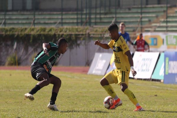 FC Cascavel vence Maringá de virada na casa do adversário e sai na frente nas quartas de final