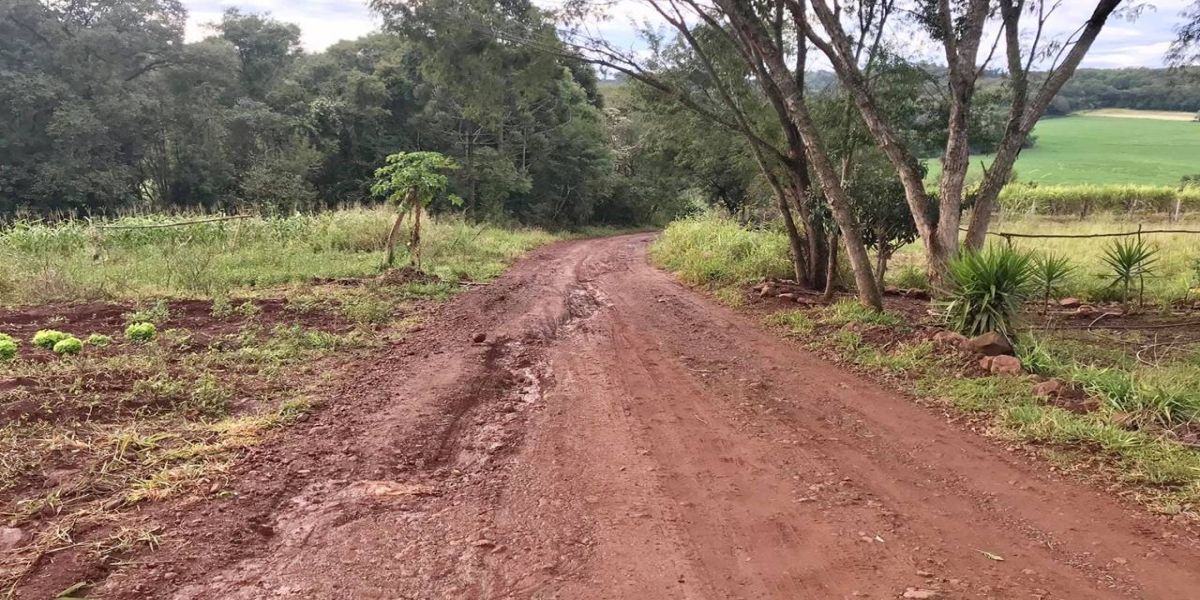 Vereador  pede à Secretaria de Obras o asfaltamento da estrada Jangada Taborda