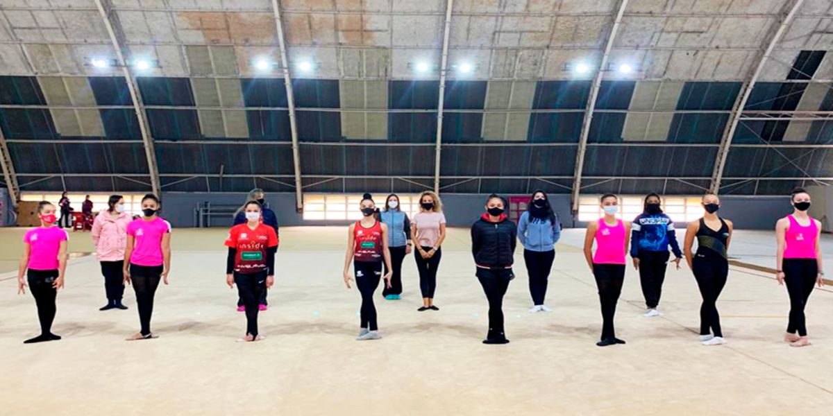 400 ginastas do Paraná participam de curso internacional de ginástica rítmica