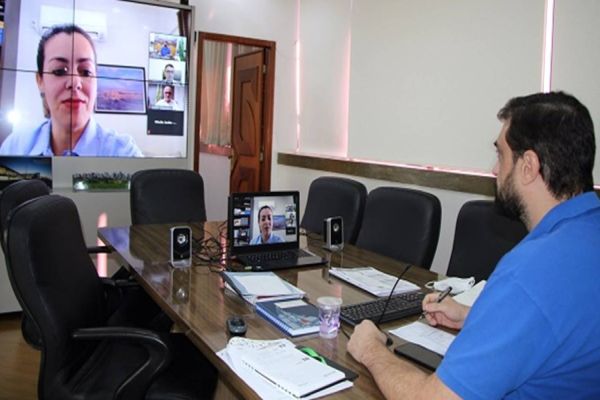 Cascavel apresenta ações de enfrentamento à Covid-19 para o Brasil em reunião da FNP