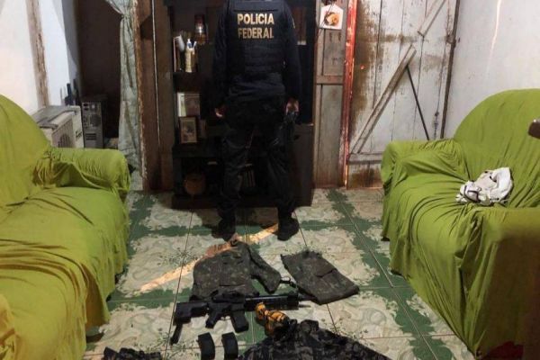 Imagem referente a notícia: PF desarticula organização criminosa conhecida como "Piratas do Asfalto"