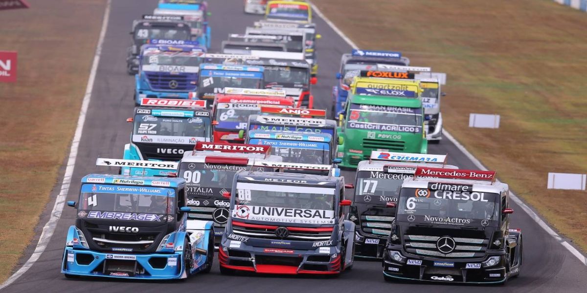 Copa Truck: Excesso de bagagem: Mercedes-Benz domina pódio e inicia campeonato na liderança