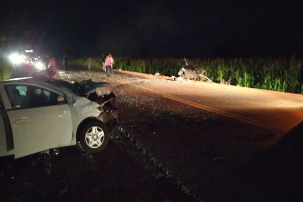 Foto relacionada a notícia: Homem morre e outra pessoa fica em estado gravíssimo após colisão de trânsito na PR-239