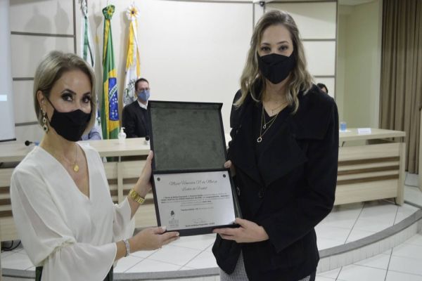 Mulheres que atuam no CEONC são homenageadas pelos serviços prestados