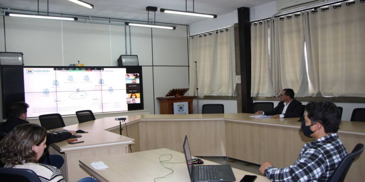 Alvará Fácil é apresentado em evento virtual do InovaJuntos