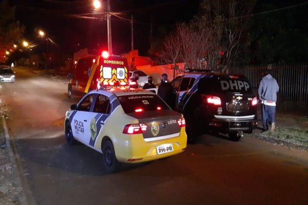 Imagem referente a notícia: Homem diz ter sido agredido e mobiliza equipes da Polícia Militar e Siate no Jardim Clarito